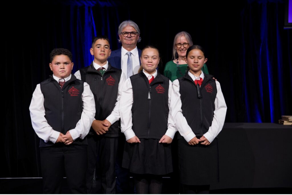 Craig Dalgleish and Catherine MacDonald with Ngāti Ruaka manuhiri